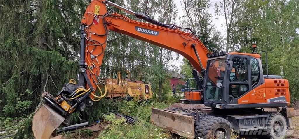 Doosan DX170W Escavadoras de rodas