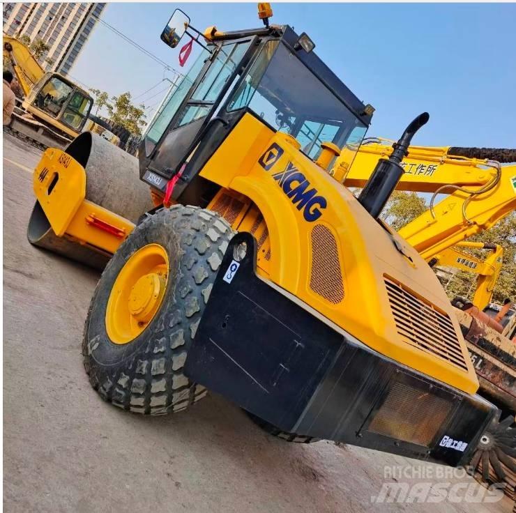 XCMG XS 142 J Cilindros Compactadores tandem