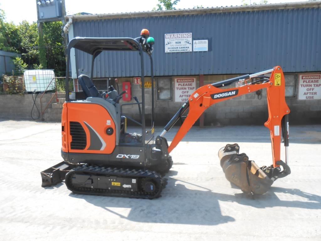 Doosan DX 19 Mini Escavadoras <7t