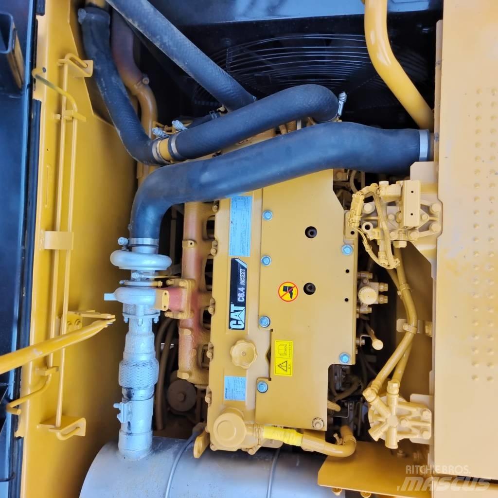 CAT 320 D2L Escavadoras de rastos