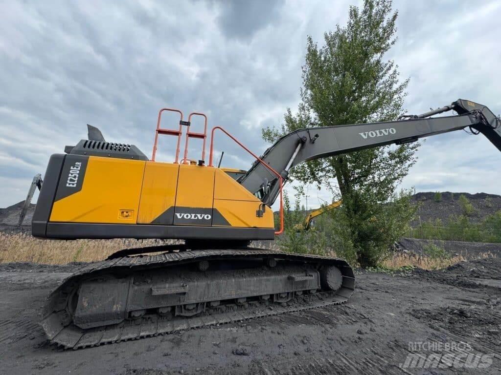 Volvo EC250ELR Escavadoras de rastos