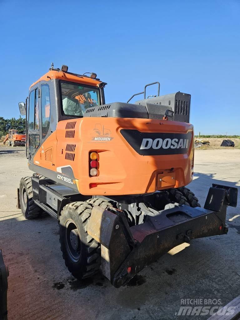 Doosan DX 165 W-5 Escavadoras de rodas