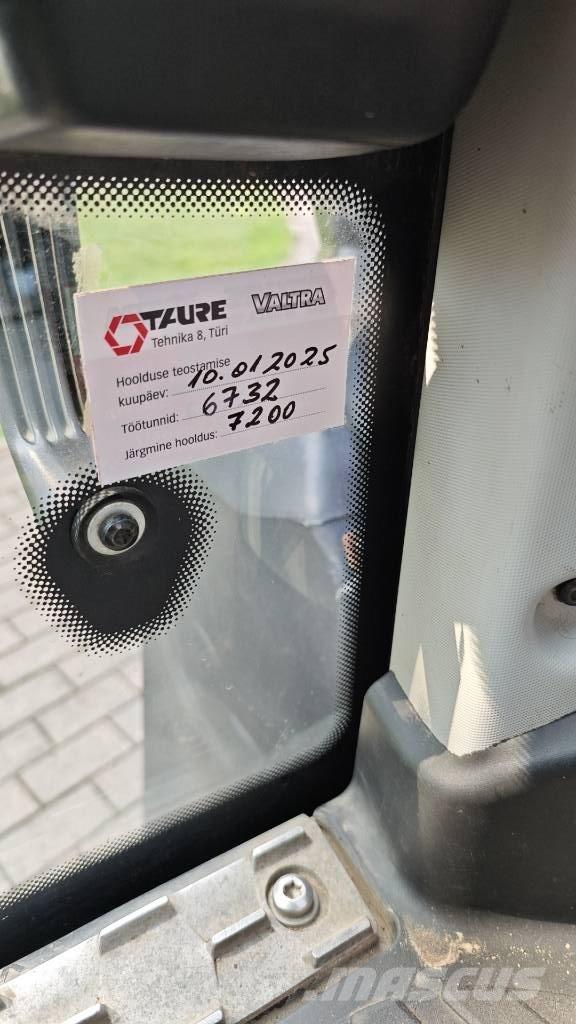 Valtra T 254 V Tratores Agrícolas usados