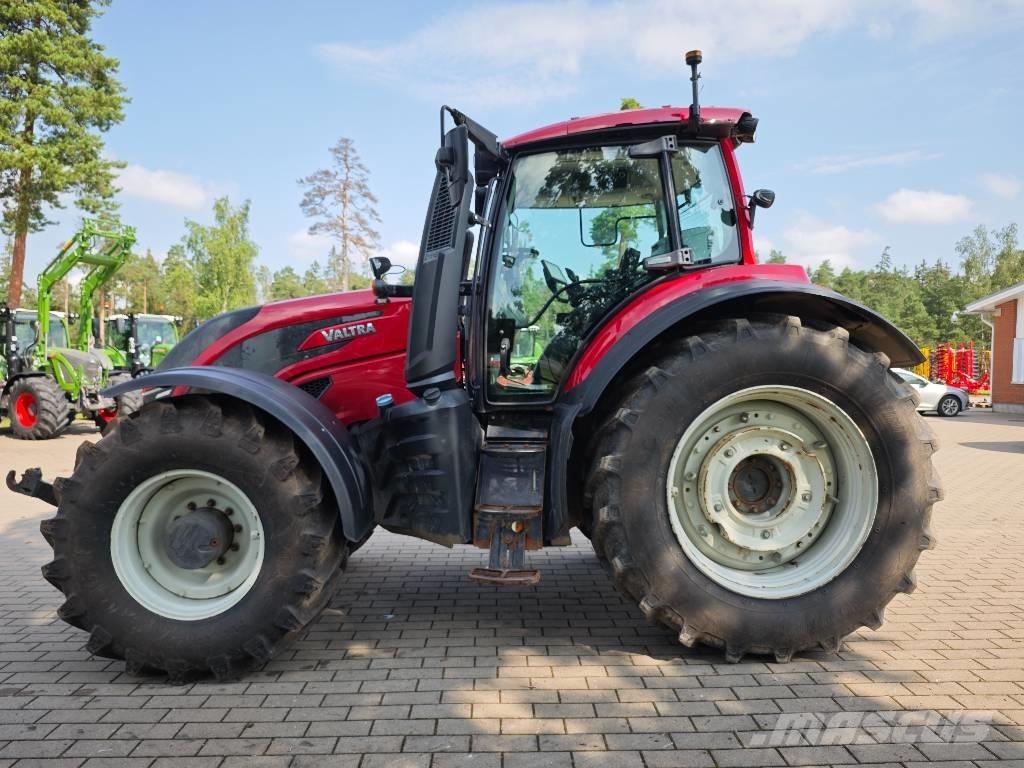 Valtra T 254 V Tratores Agrícolas usados