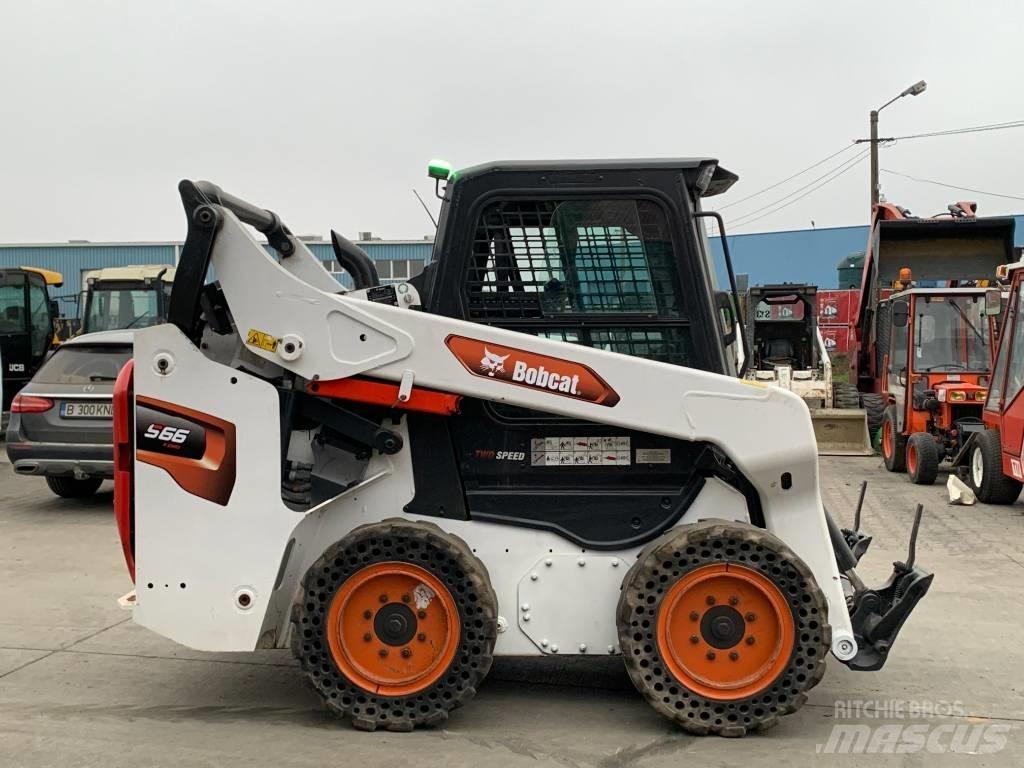 Bobcat S 66 Carregadoras de direcção deslizante