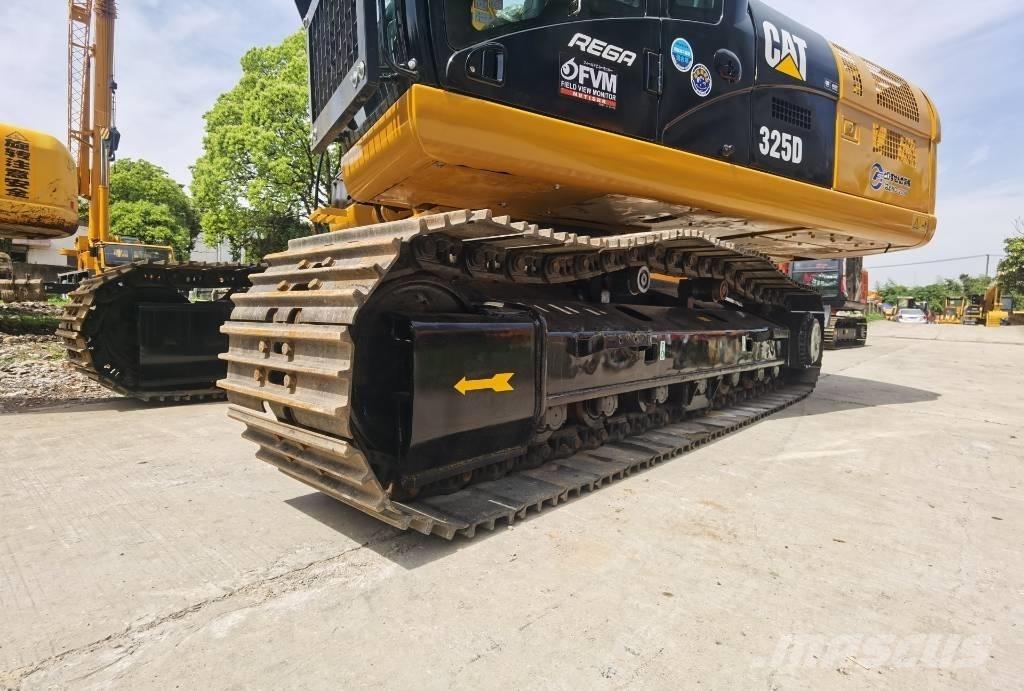 CAT 325 D Escavadoras de rastos