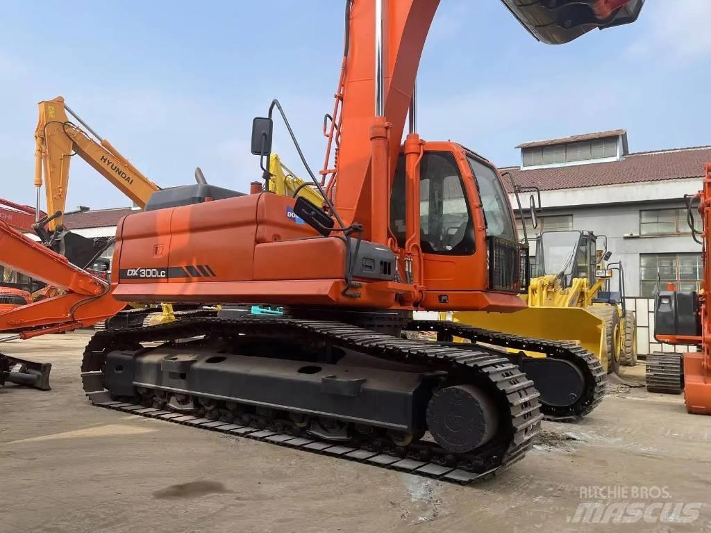Doosan DX300LC Escavadoras de rastos