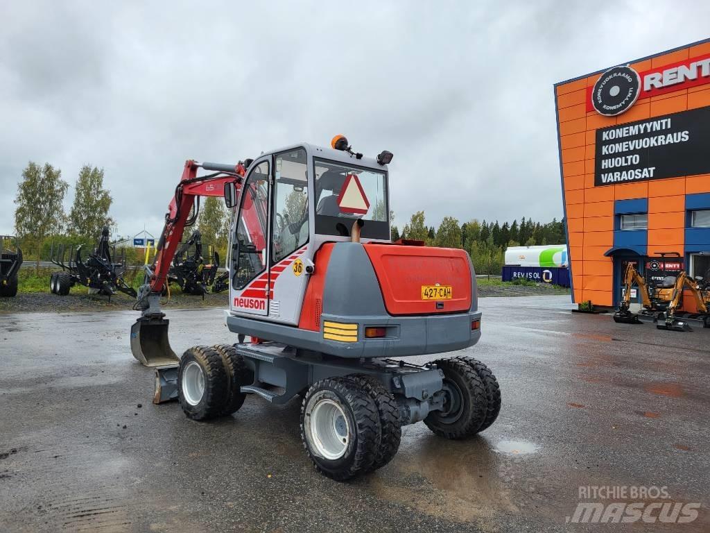 Neuson 6502 WD Escavadoras de rodas
