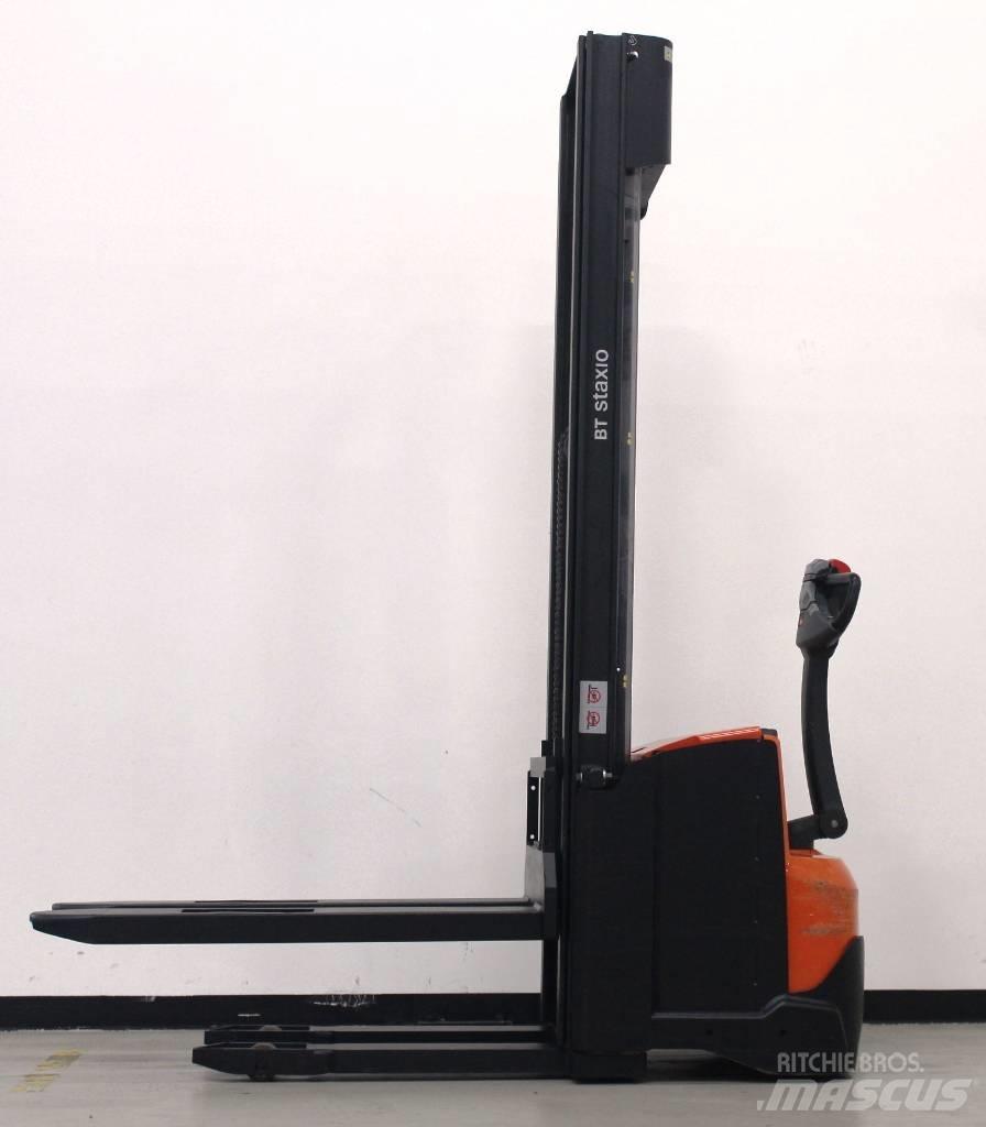 BT SWE 140 Empilhador para operador externo