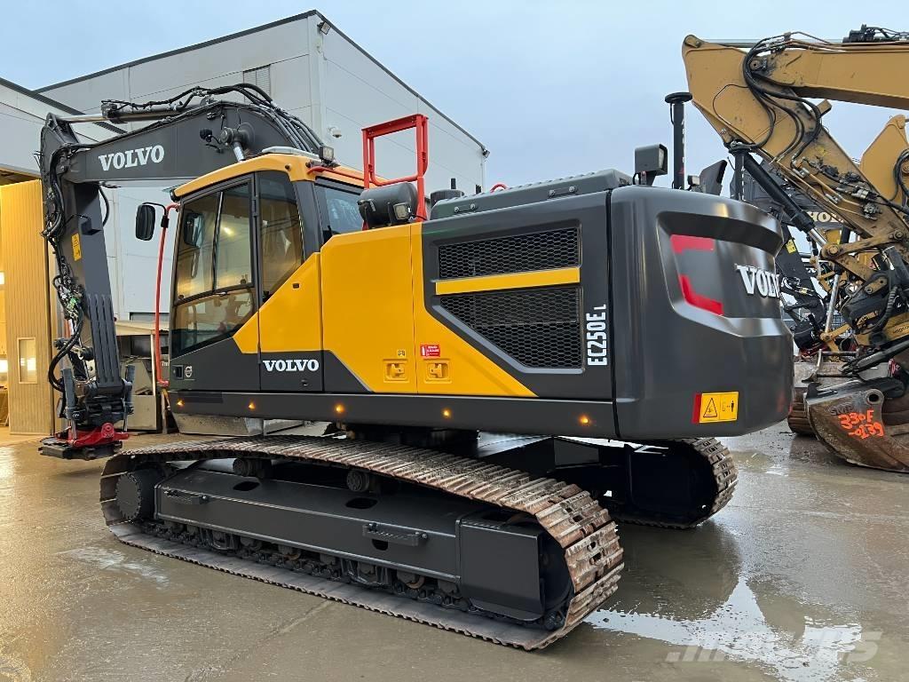Volvo EC 250 EL Escavadoras de rastos