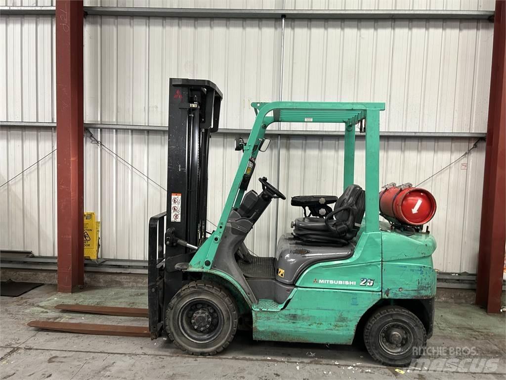 Mitsubishi FG25NT Empilhadores a gás