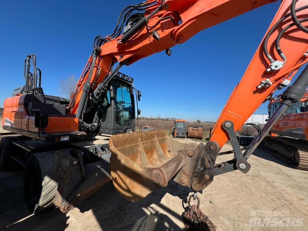 Doosan DX140W-5 Escavadoras de rodas