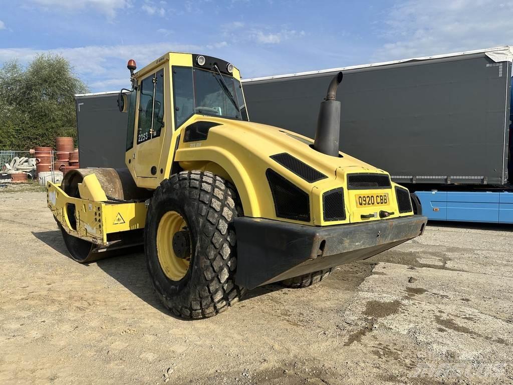 Bomag BW213-DH4 Cilindros Compactadores monocilíndricos