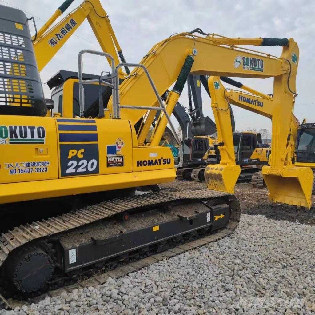 Komatsu PC 220-8 Escavadoras de rastos