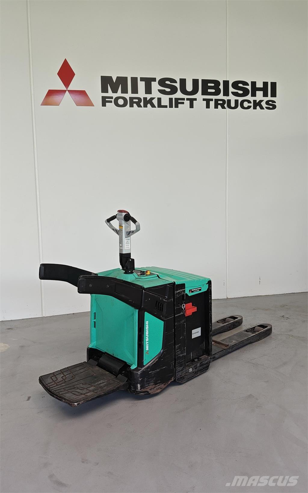 Mitsubishi PBV20N2 Camiões de caixa aberta