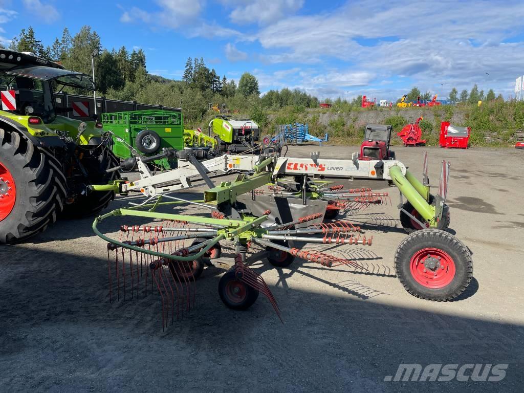CLAAS Liner 2600 Ancinho virador