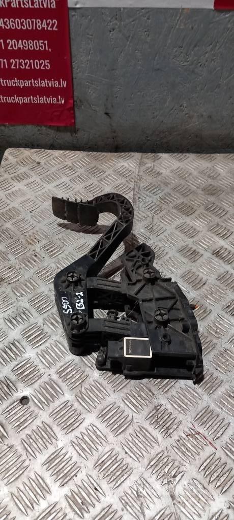 Scania R 480   1753411 Cabines e interior