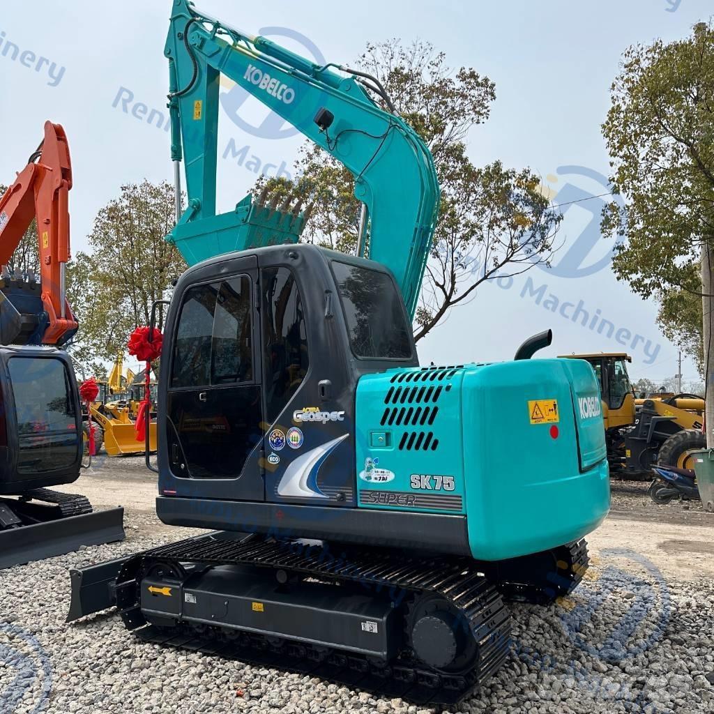 Kobelco SK75 Escavadoras de rastos