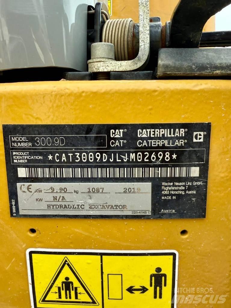 CAT 300.9 D Mini Escavadoras <7t