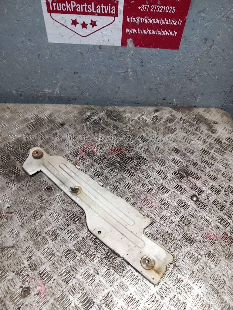 Volvo FH 12    20507021 Cabines e interior