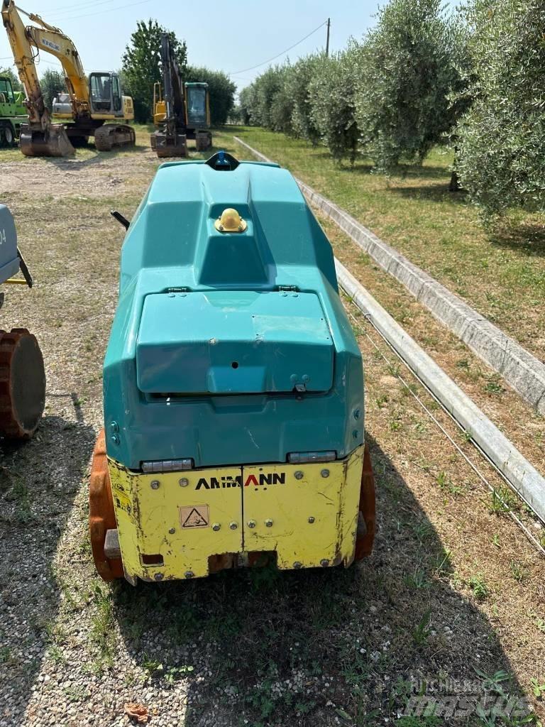 Ammann Rammax 1575 Compactadores para terra