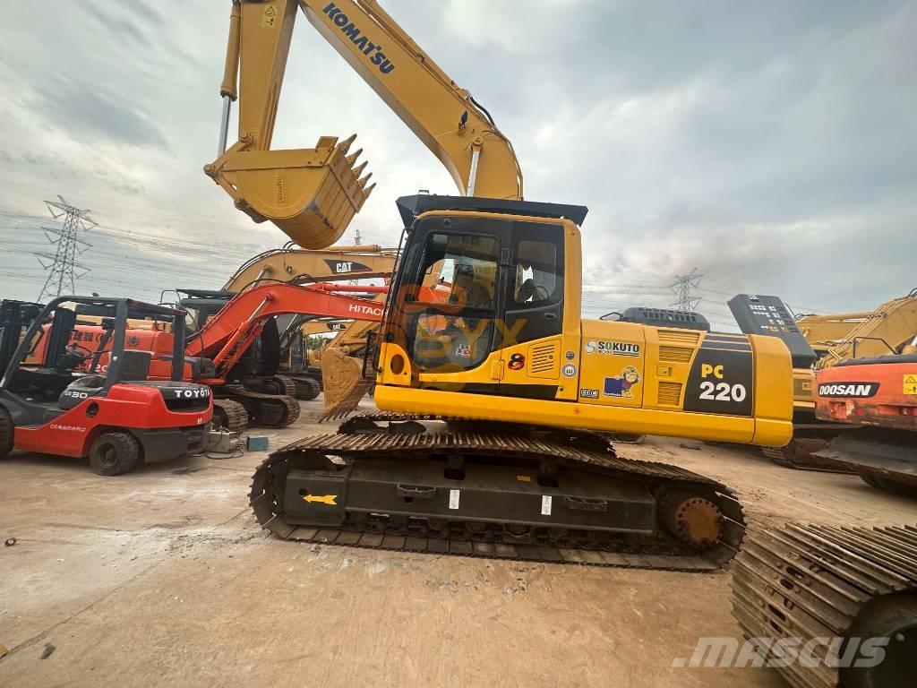 Komatsu PC 220-8 Escavadoras de rastos