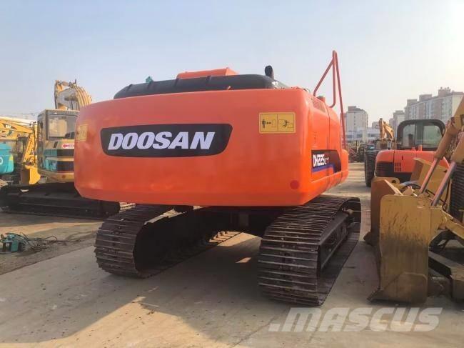 Doosan DH 225 LC-9 Escavadoras de rastos
