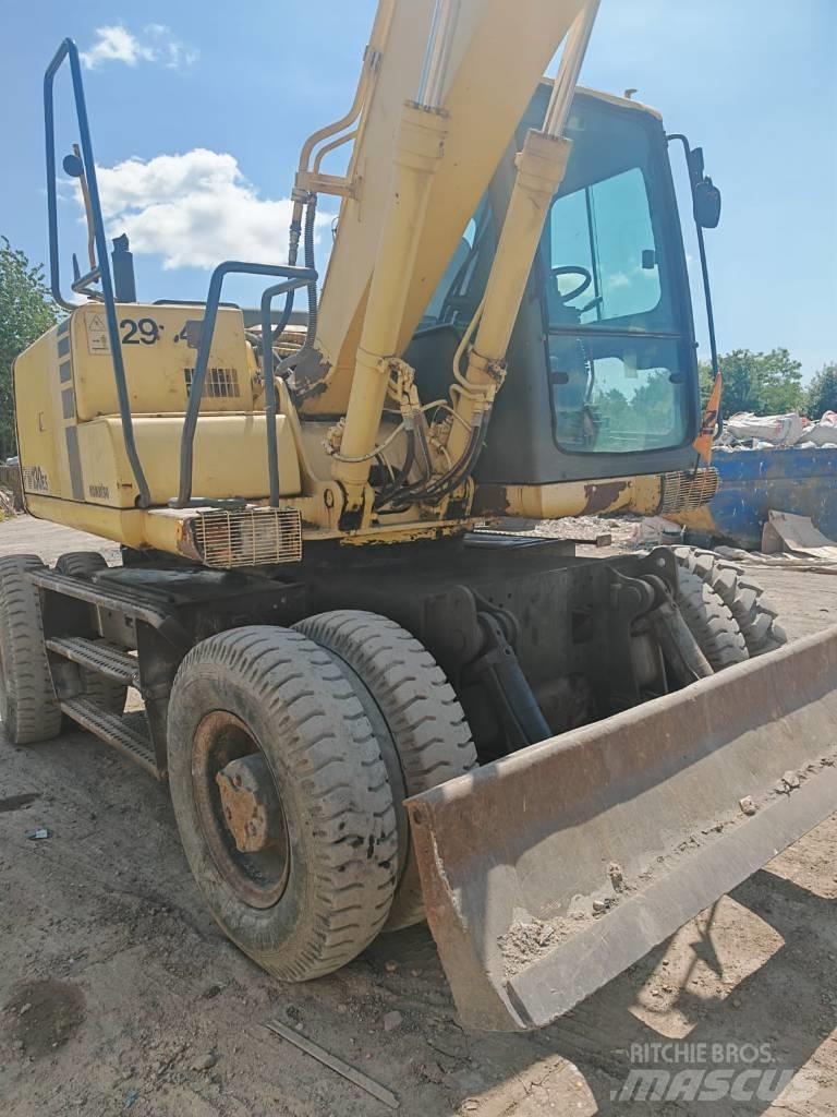 Komatsu PW 130ES-6K Escavadoras de rodas
