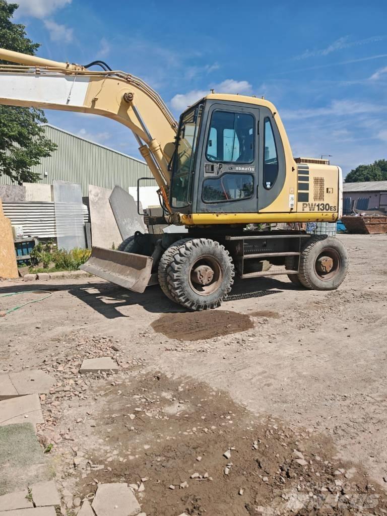 Komatsu PW 130ES-6K Escavadoras de rodas