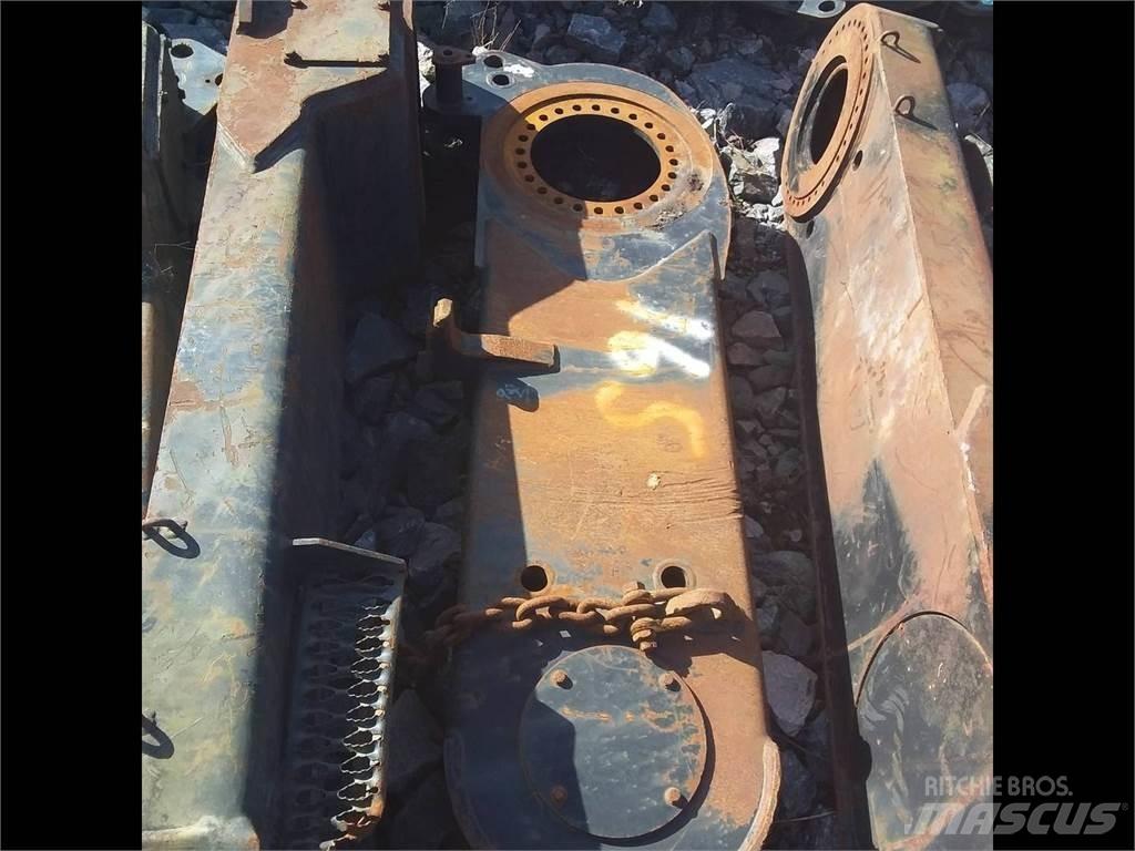 CAT 560 Pendelarm Transmissão