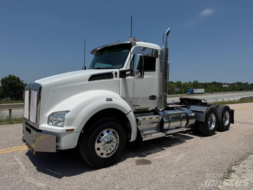 Kenworth T 880 Tractores (camiões)