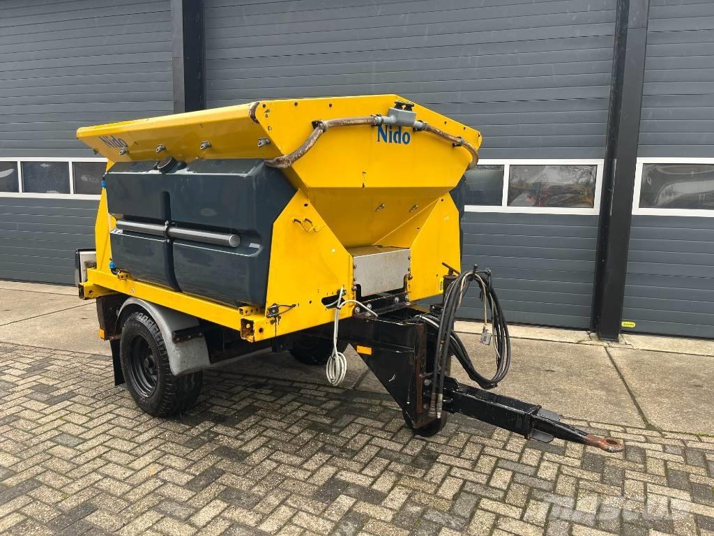 Nido Stratos Espalhadores de areia e sal