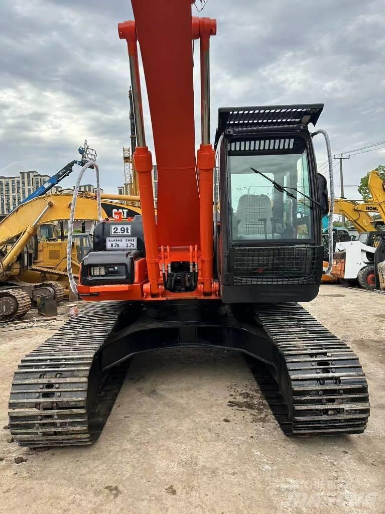 Hitachi ZX 200 Escavadoras de rastos