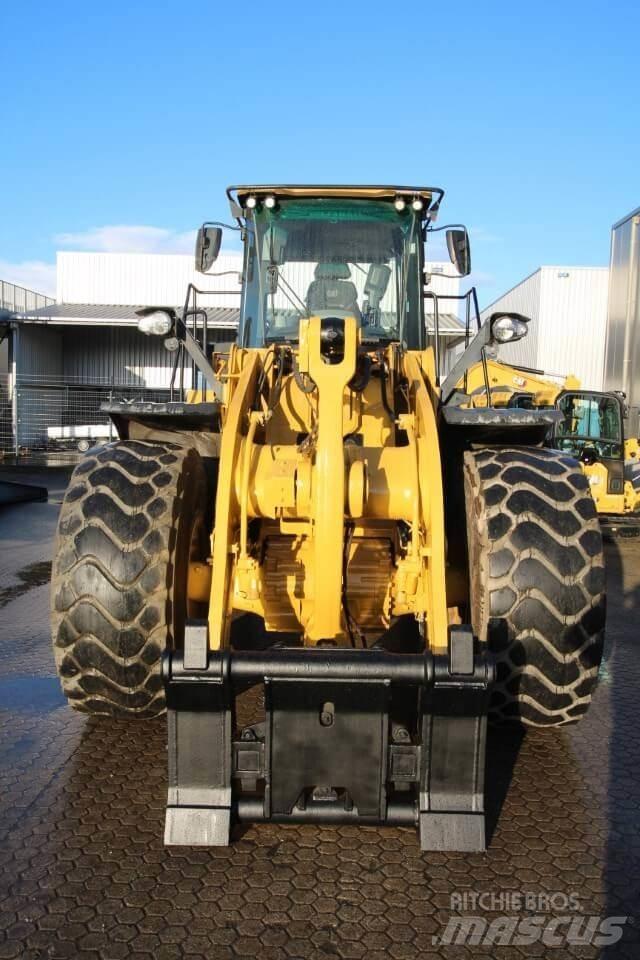 CAT 966M Pás carregadoras de rodas
