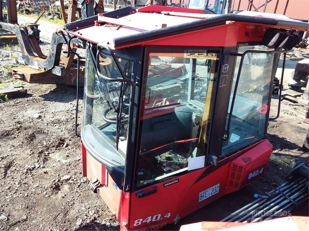Komatsu 840.4 Cabines e interior