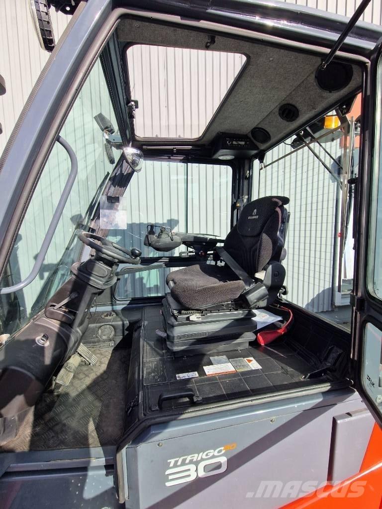Toyota 8 FBMKT 30 Empilhadores eléctricos