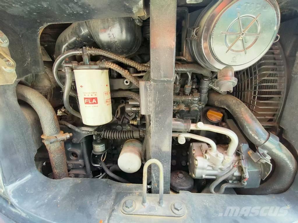 Hitachi ZX 50 Mini Escavadoras <7t