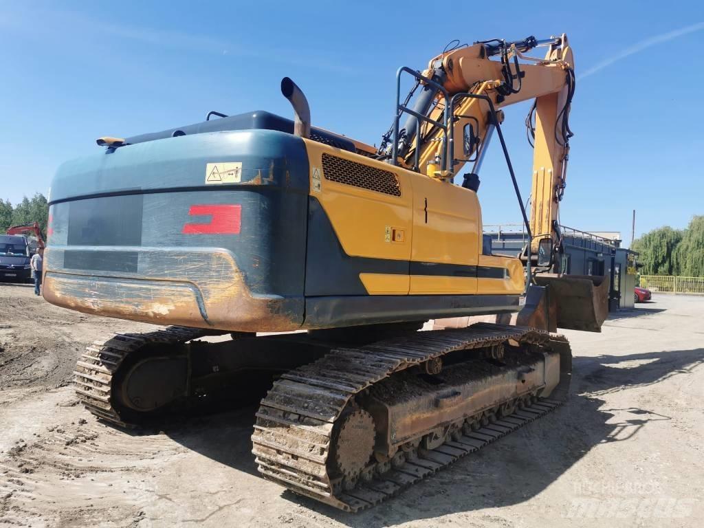 Hyundai HX 260 NL Escavadoras de rastos