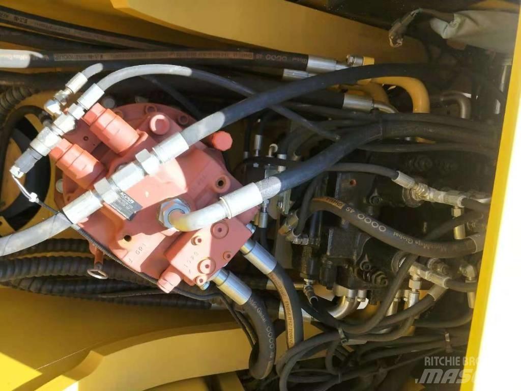 New Power NE225 Escavadoras Midi 7t - 12t