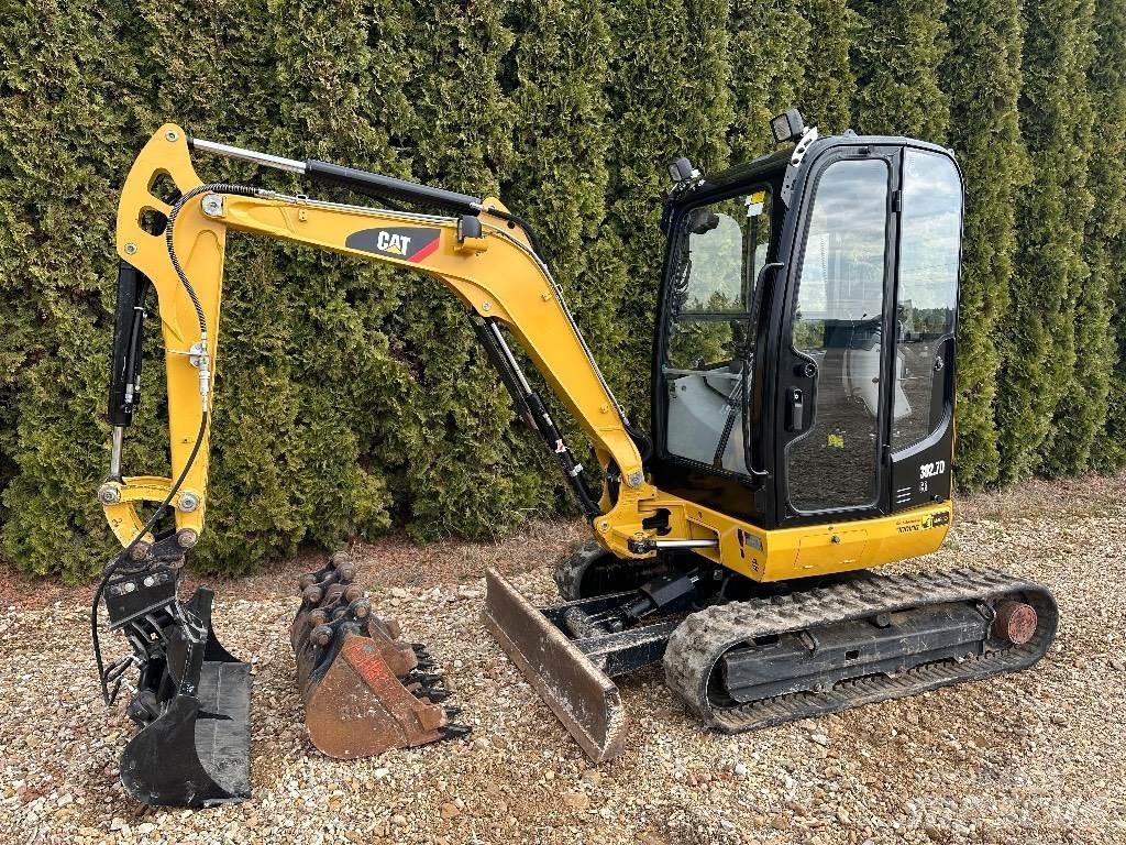 CAT 302.7 D CR Mini Escavadoras <7t