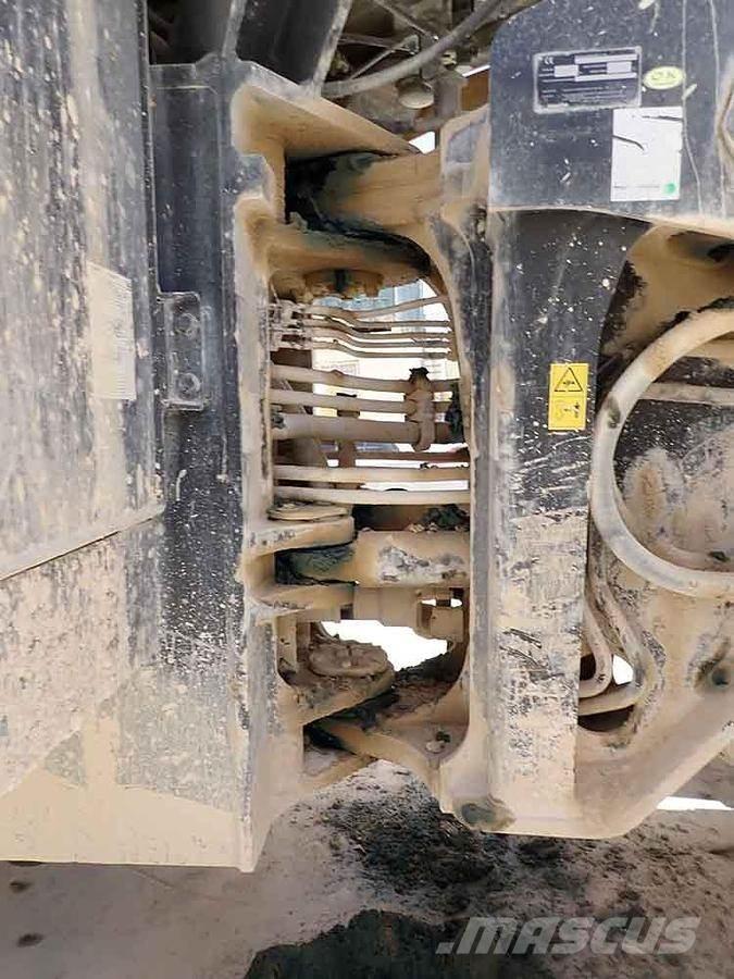 Komatsu WA600-8EO Pás carregadoras de rodas