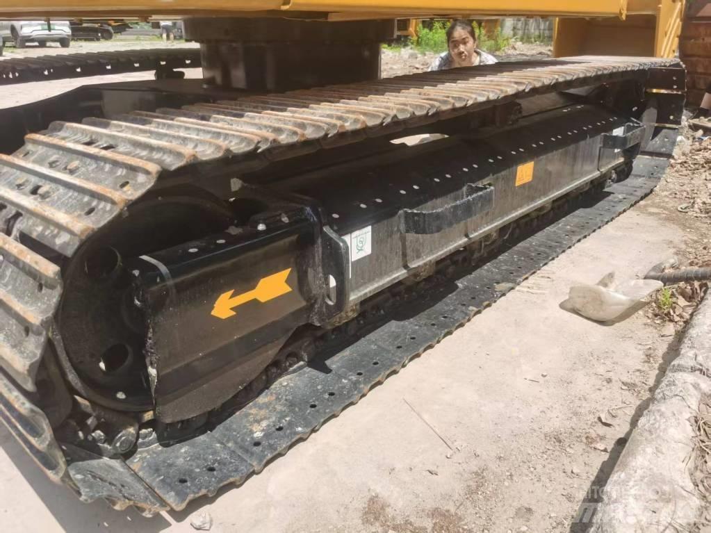 CAT 310 Escavadoras de rastos
