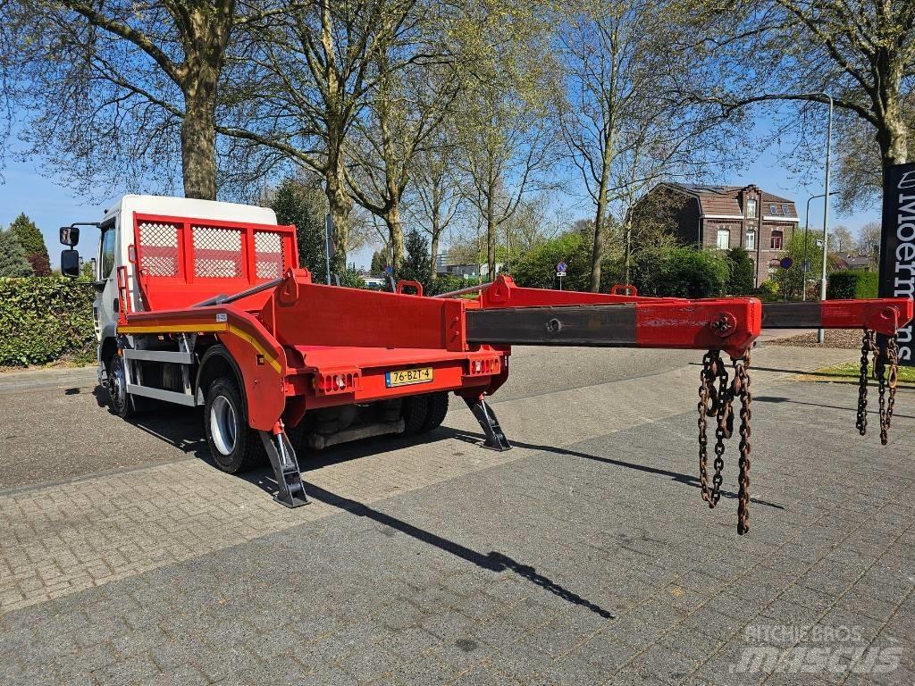 DAF LF 220 Camiões multibenne