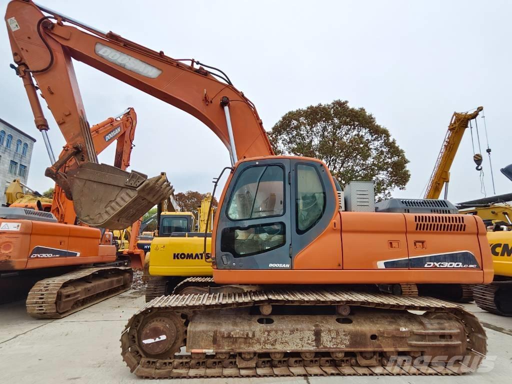 Doosan DX 300 LC Escavadoras de rastos
