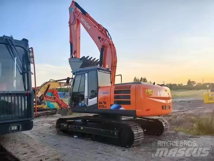 Hitachi ZX210 Escavadoras de rastos
