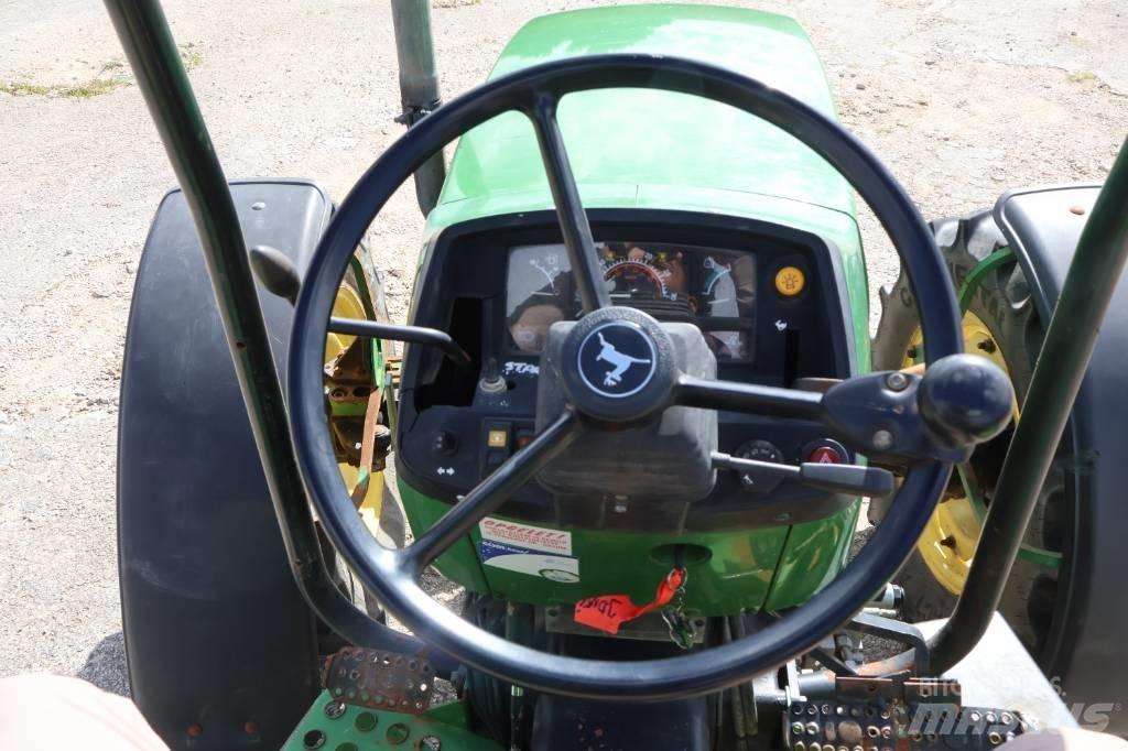 John Deere 5400 Tratores Agrícolas usados