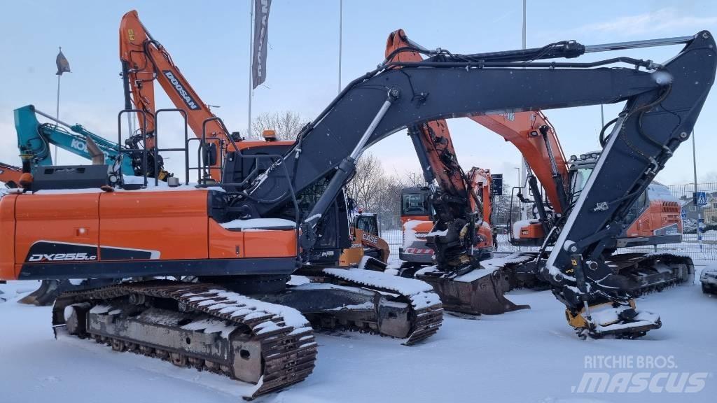 Doosan DX 255 LC-5 Escavadoras de rastos