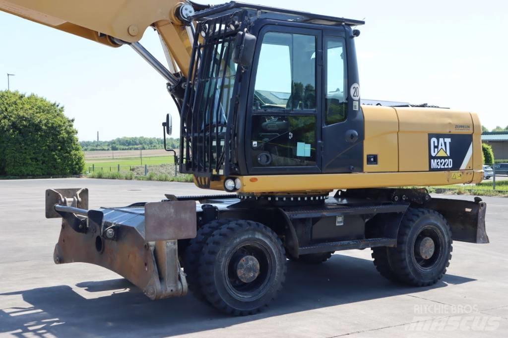 CAT M 322 D Escavadoras de rodas