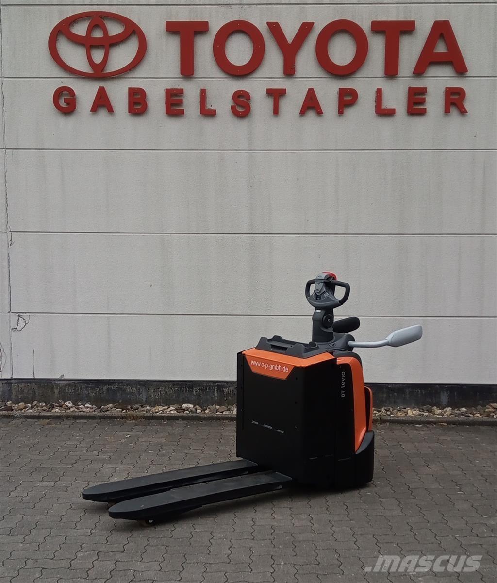 Toyota LPE200 Empilhador para operador externo