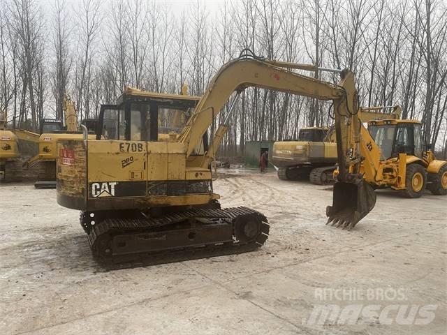 CAT E70B Escavadoras de rastos